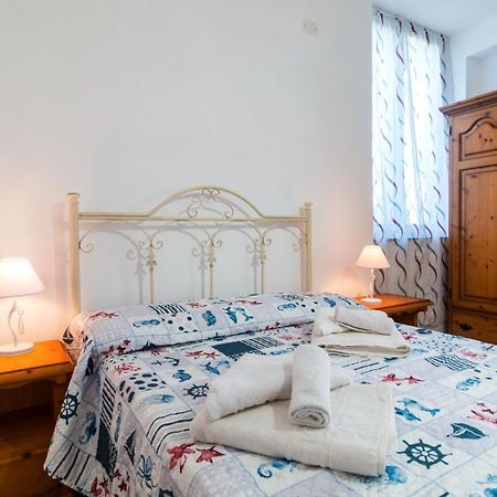 Camera Con Bagno Villa Isabel 卡拉古诺内 外观 照片