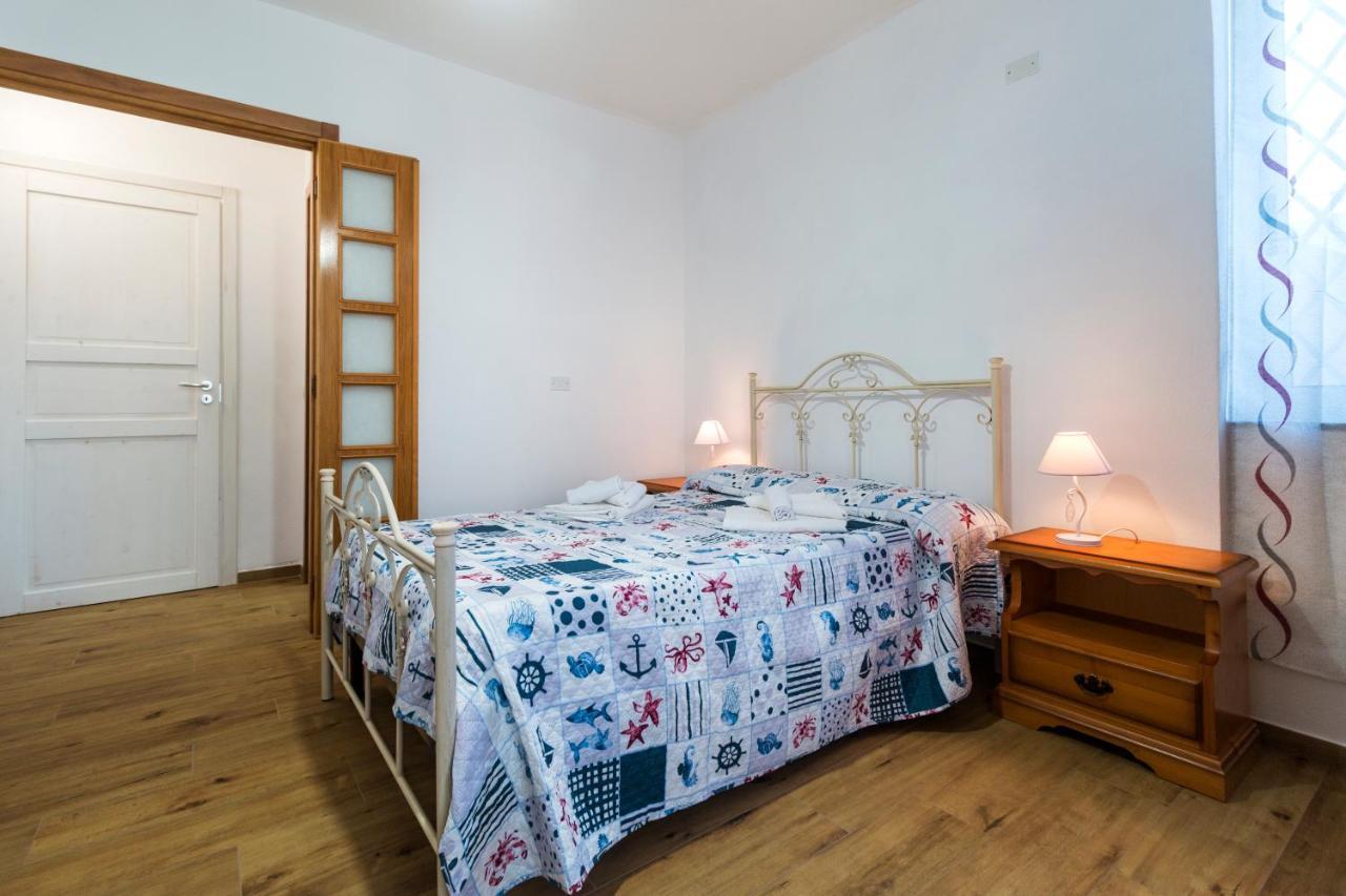 Camera Con Bagno Villa Isabel 卡拉古诺内 外观 照片